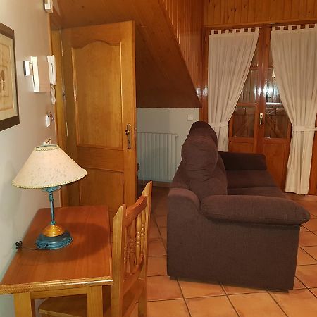 Aparta-Hotel Puertolas Escuer Bagian luar foto