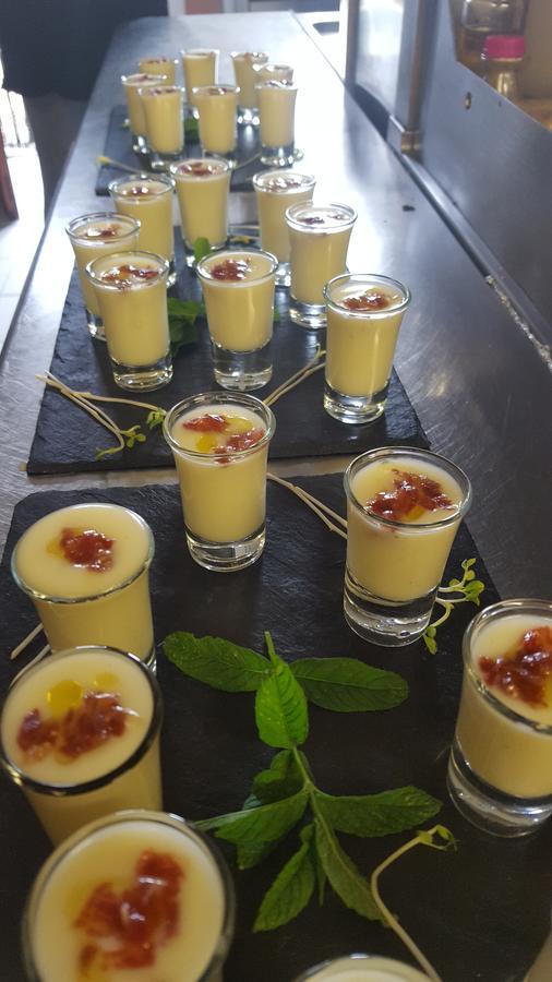 Aparta-Hotel Puertolas Escuer Bagian luar foto