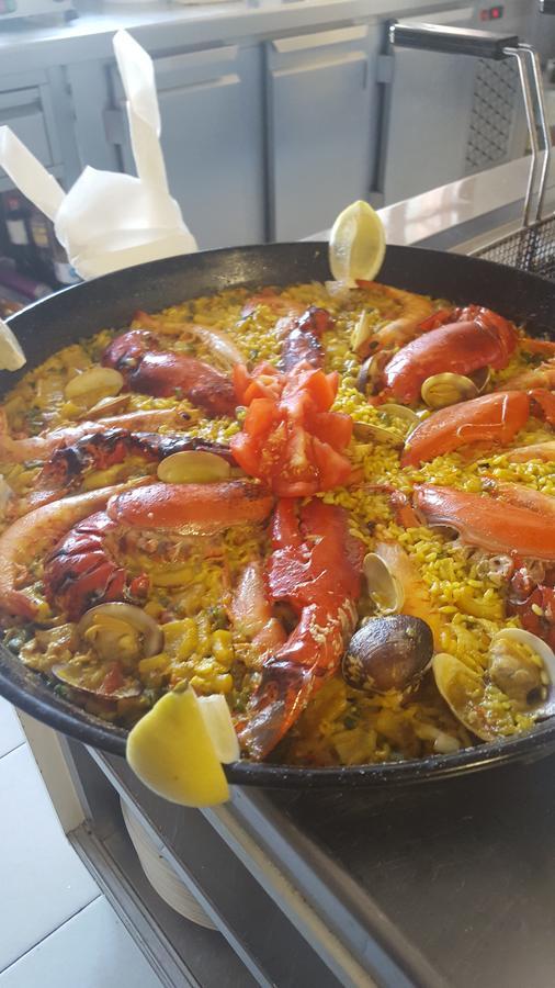 Aparta-Hotel Puertolas Escuer Bagian luar foto