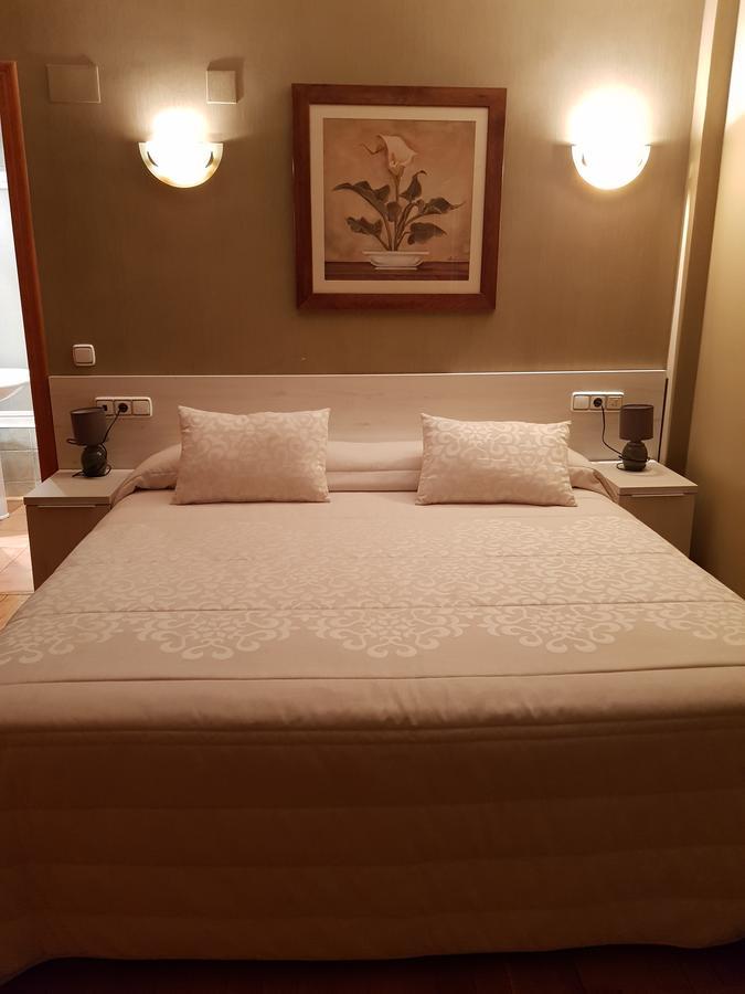 Aparta-Hotel Puertolas Escuer Bagian luar foto